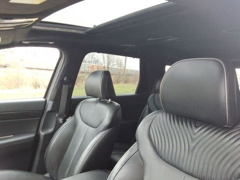 Used 2024 Hyundai Palisade Calligraphy image 21