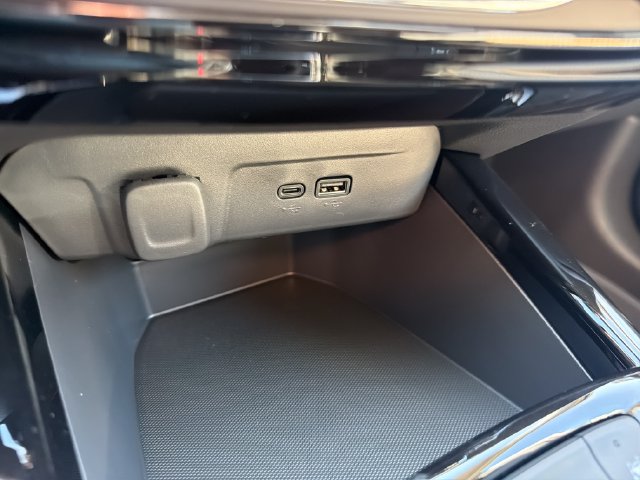 New 2026 Chevrolet Trax LT w/ Driver Confidence Package FWD image 27
