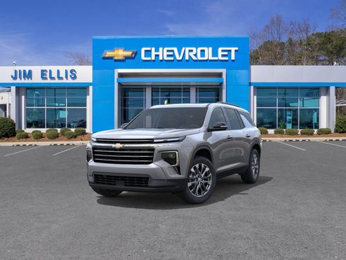 New 2026 Chevrolet Traverse LT w/ Sun and Wheel Package image 43