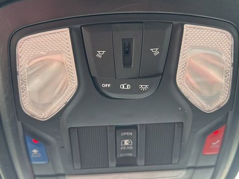 Used 2023 RAM 1500 Lone Star AWD/4WD image 24