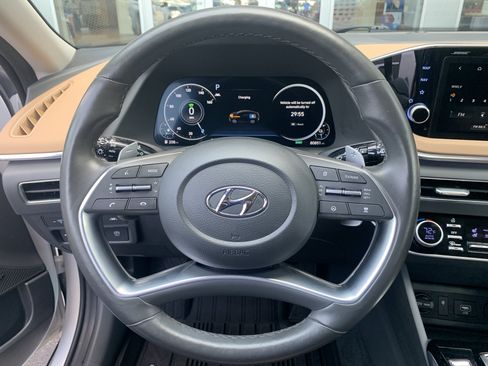 Used 2022 Hyundai Sonata Limited FWD image 12