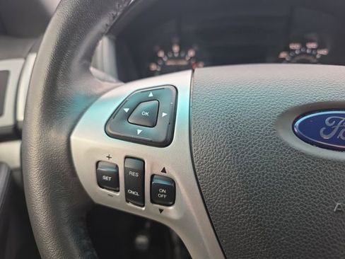 Used 2014 Ford Explorer XLT image 8