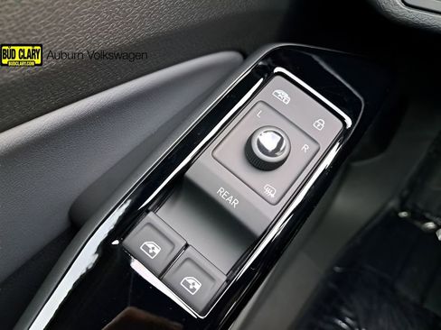 New 2026 Volkswagen ID.4 Pro S AWD/4WD image 27