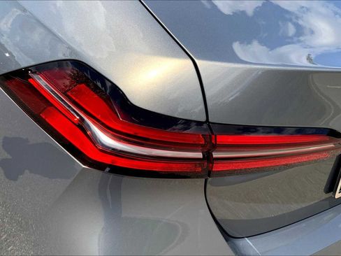 Used 2026 BMW 530i w/ Executive Package image 14