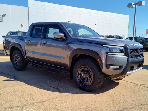 New 2026 Nissan Frontier PRO-4X image 6