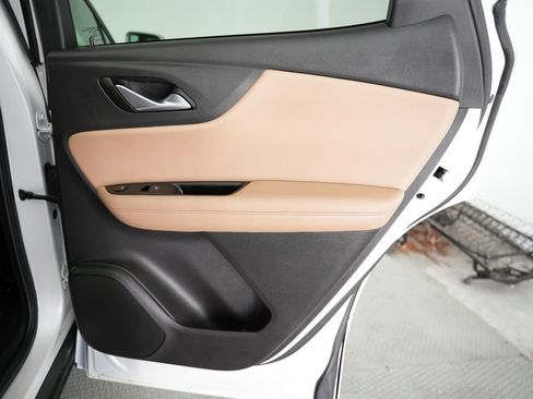 Used 2020 Chevrolet Blazer Premier w/ Driver Confidence II Package FWD image 39