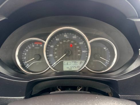 Used 2015 Toyota Corolla LE FWD image 44