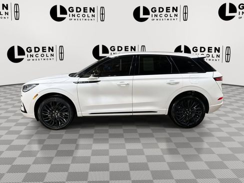 Used 2025 Lincoln Corsair FWD w/ Equipment Group 101A image 5