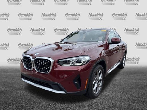 Certified 2025 BMW X4 xDrive30i AWD/4WD image 5