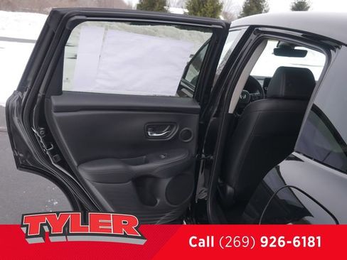 New 2026 Honda HR-V EX-L image 17