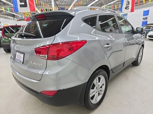 Used 2013 Hyundai Tucson GLS FWD image 6