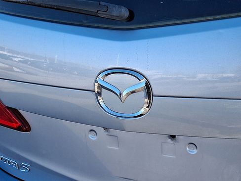 Used 2012 MAZDA MAZDA5 Sport image 29