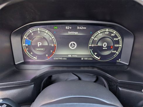 Used 2024 Mitsubishi Outlander AWD image 31