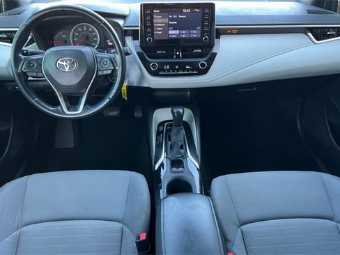 Used 2020 Toyota Corolla SE image 14