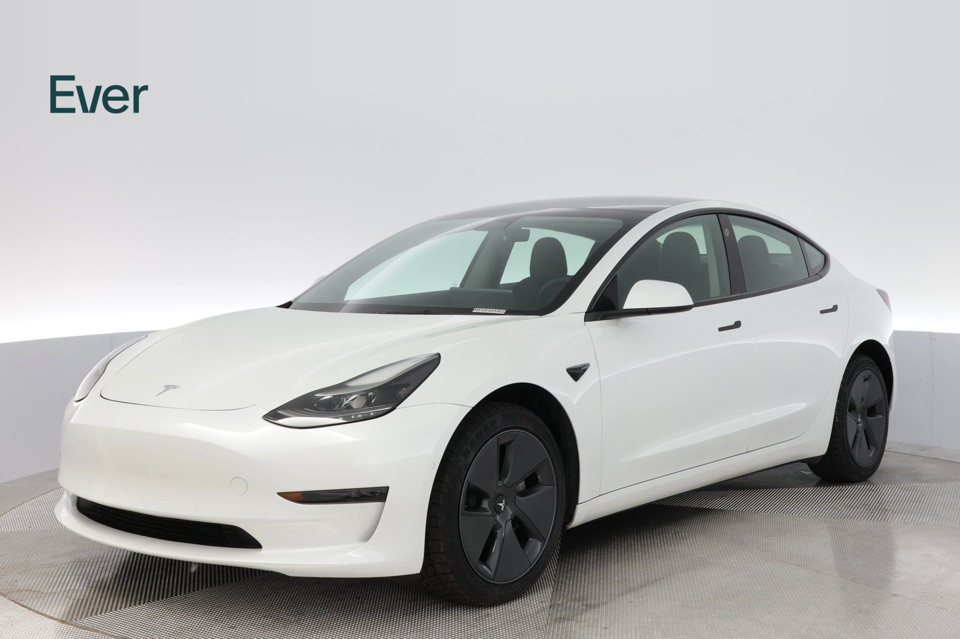 Used 2021 Tesla Model 3 Standard Range Plus RWD image 2