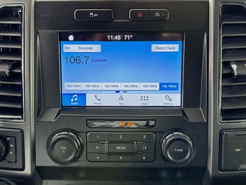 Used 2019 Ford F150 XLT w/ Equipment Group 302A Luxury AWD/4WD image 15