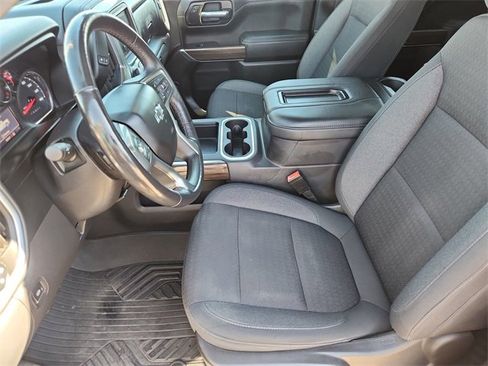 Used 2021 Chevrolet Silverado 1500 LT Trail Boss image 18