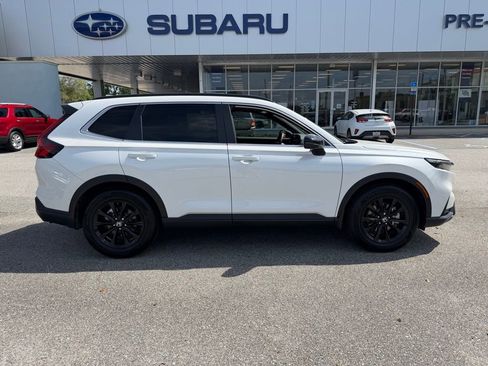 Used 2025 Honda CR-V Sport image 4