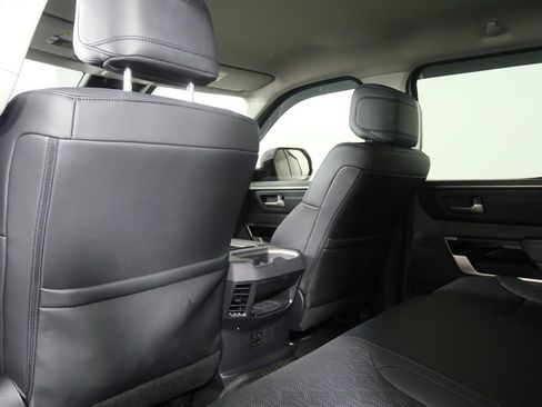 Used 2024 Toyota Tundra Limited image 20