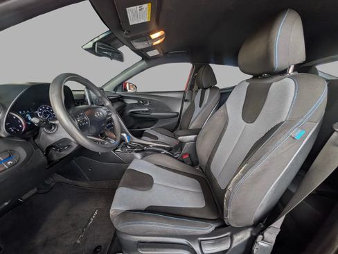 Used 2019 Hyundai Veloster 2.0 FWD image 19