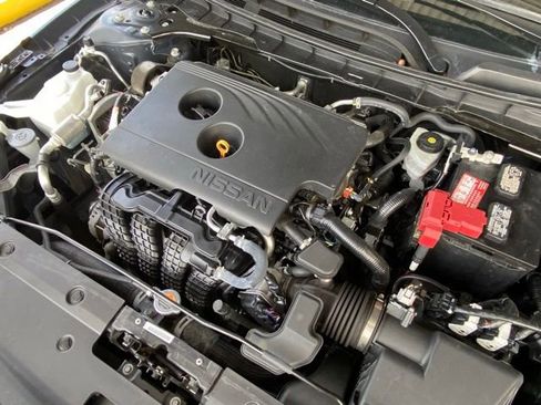 Used 2020 Nissan Altima 2.5 SR image 13