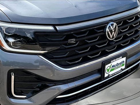 Used 2024 Volkswagen Atlas SEL Premium R-Line AWD/4WD image 35