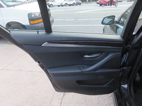 Used 2013 BMW 528i xDrive Sedan image 28