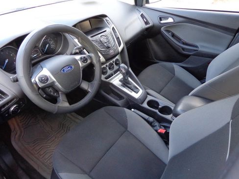 Used 2014 Ford Focus SE image 10
