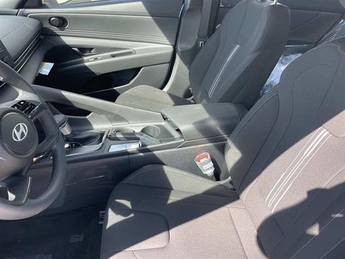 New 2026 Hyundai Elantra Sport FWD image 21