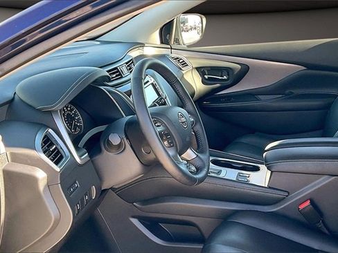 Certified 2024 Nissan Murano SV image 12