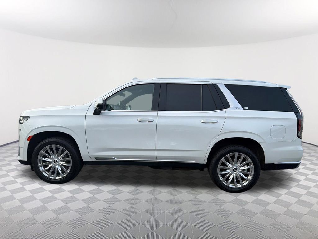Used 2022 Cadillac Escalade Luxury w/ LPO, Floor Liner Package AWD/4WD image 8