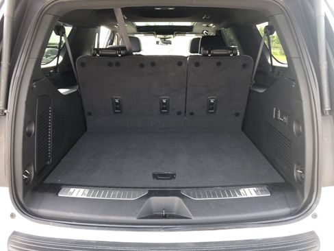 Used 2024 GMC Yukon XL Denali AWD/4WD image 24