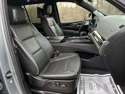 Certified 2024 Cadillac Escalade Sport w/ Touring Package image 28