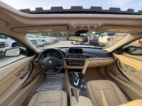 Used 2013 BMW 328i xDrive Sedan AWD/4WD image 19