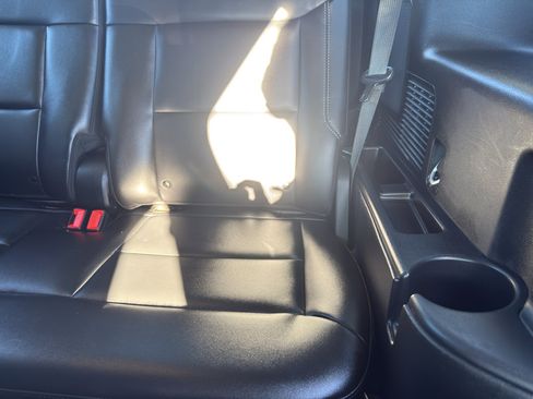 Used 2024 Ford Explorer XLT w/ Equipment Group 202A image 36