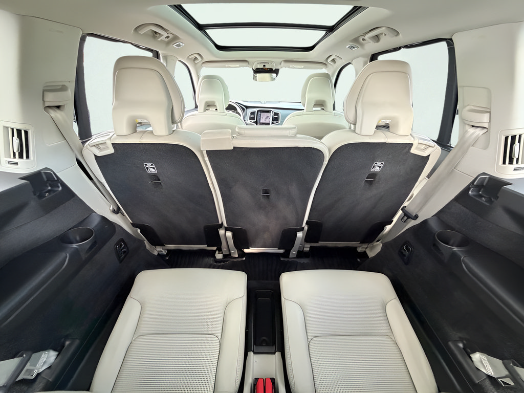 Used 2017 Volvo XC90 T6 Inscription w/ Vision Package AWD/4WD image 32