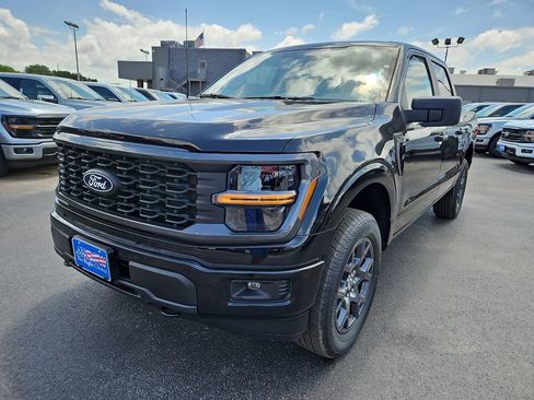 New 2026 Ford F150 STX w/ Equipment Group 200A AWD/4WD image 4