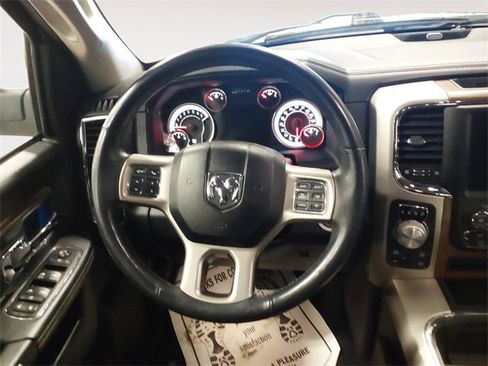 Used 2016 RAM 1500 Laramie image 12