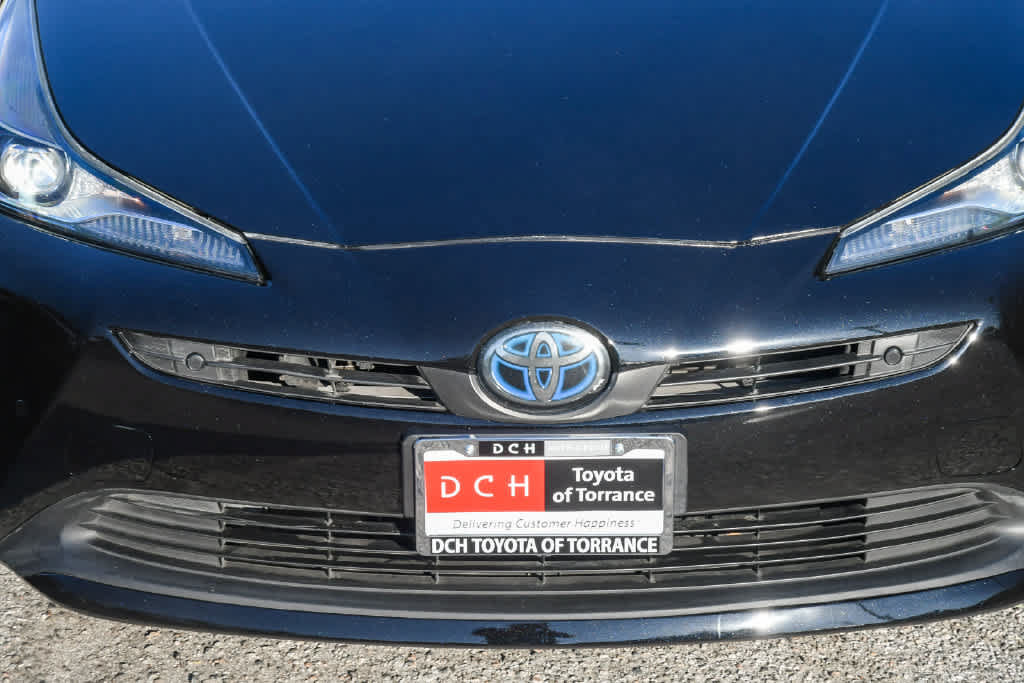 Used 2020 Toyota Prius LE w/ Carpet Mat Package FWD image 5
