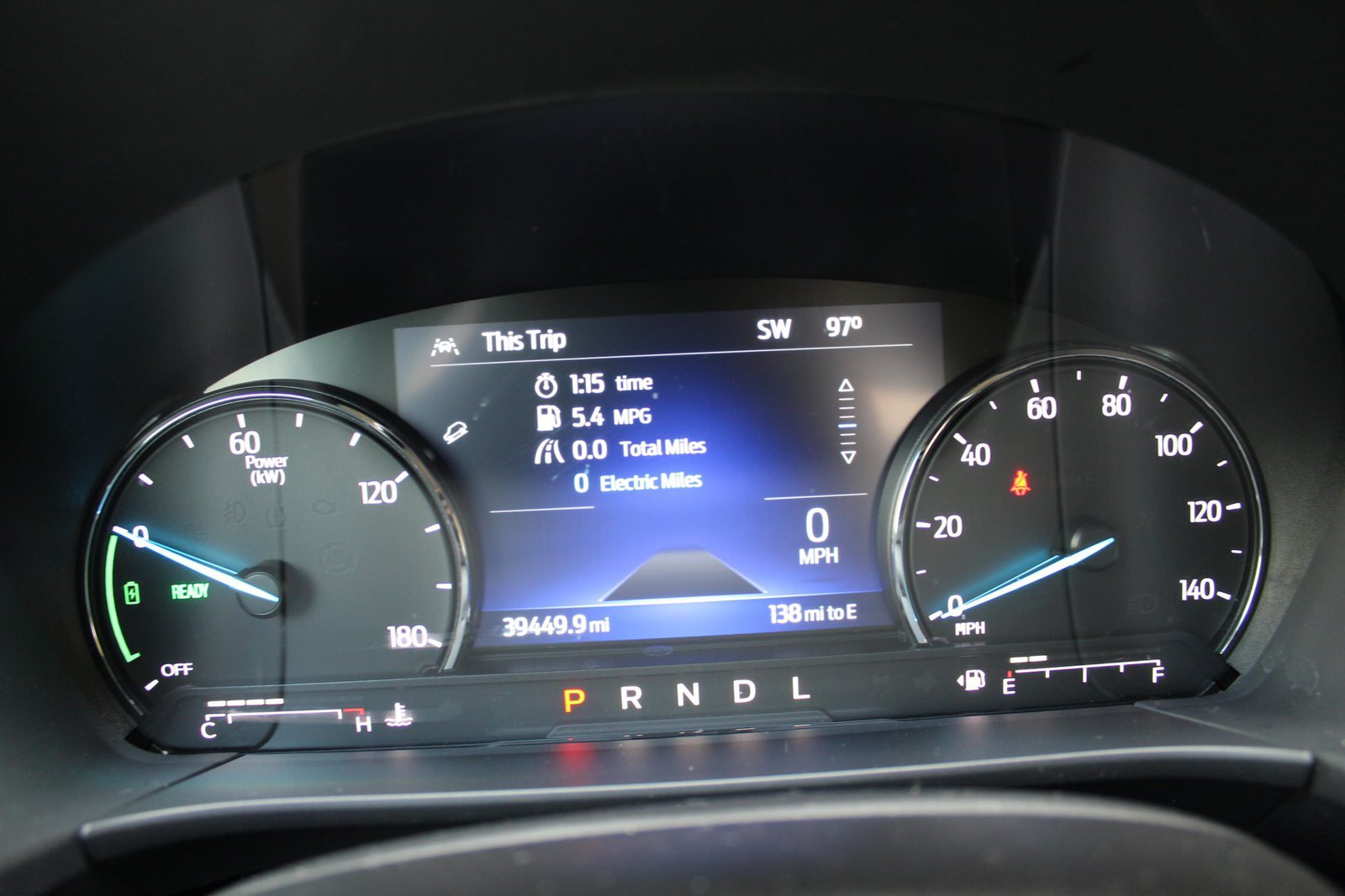 Used 2022 Ford Escape SE w/ SE Sport Appearance Package FWD image 9