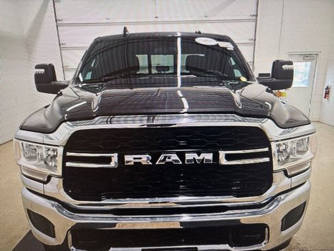 Used 2024 RAM 3500 Tradesman w/ Chrome Appearance Group image 2