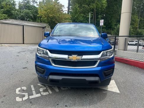 Used 2018 Chevrolet Colorado W/T w/ WT Convenience Package RWD image 2