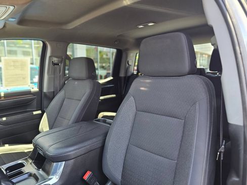 Used 2024 Chevrolet Silverado 1500 LT Trail Boss w/ LPO, Dark Essentials Package AWD/4WD image 21