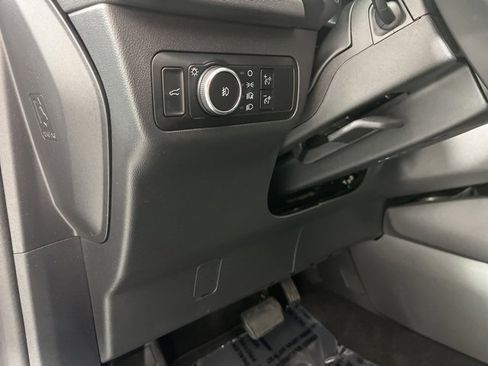 Used 2025 Ford Escape Platinum image 28