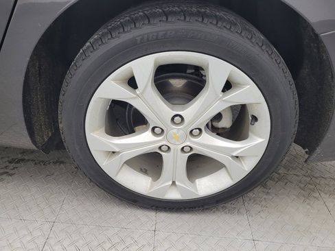 Used 2016 Chevrolet Cruze Premier image 31