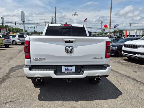 Used 2019 RAM 1500 Laramie w/ Sport Appearance Package AWD/4WD image 7