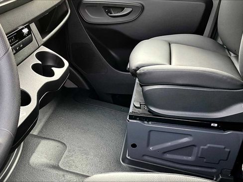 New 2025 Mercedes-Benz Sprinter 2500 image 11