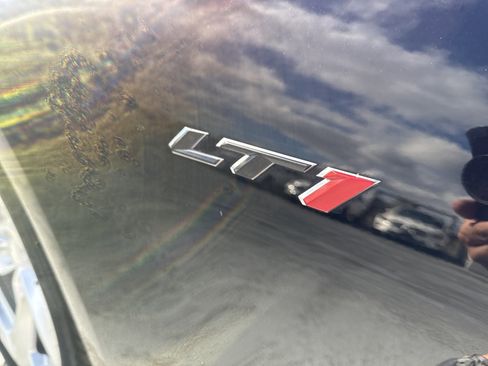 Used 2021 Chevrolet Camaro LT w/ RS Package RWD image 10
