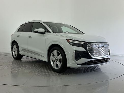 Used 2024 Audi Q4 e-tron Premium w/ Convenience Package AWD/4WD image 7