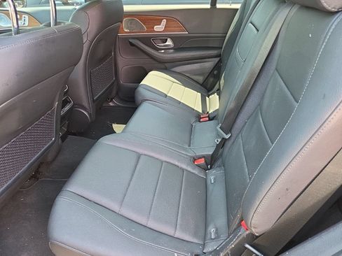Certified 2024 Mercedes-Benz GLS 450 4MATIC image 5